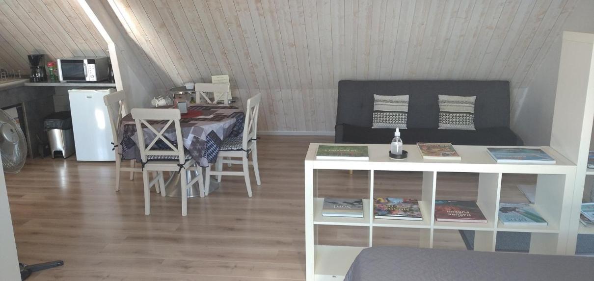 Appartamento La Gilleterie Loireauxence Esterno foto
